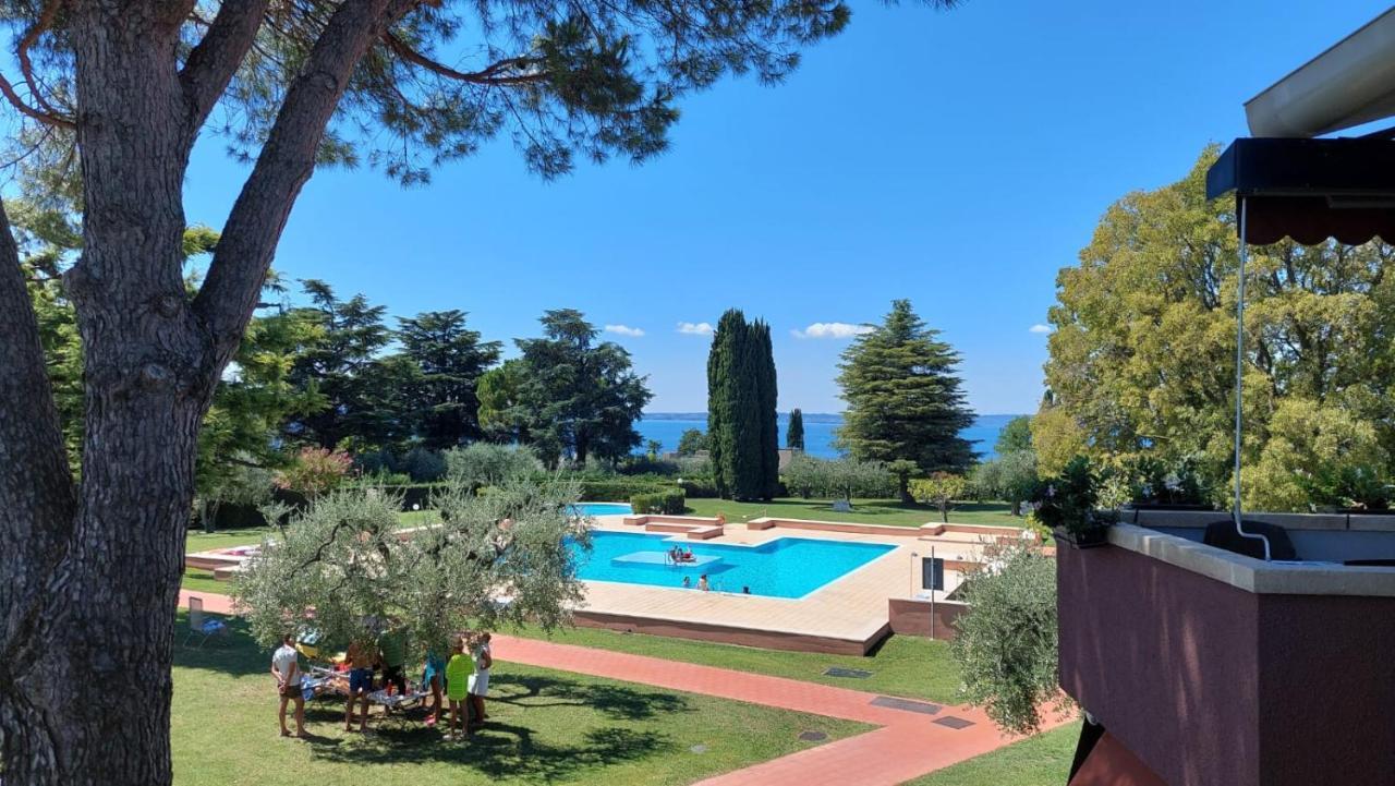 Apartments Blue View - Residence Casetto Bardolino - Regarda Travel エクステリア 写真