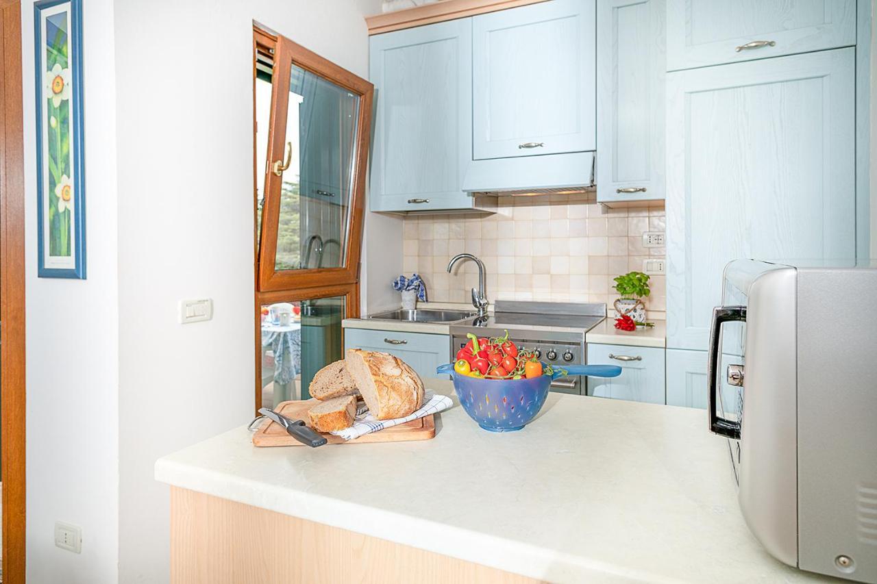 Apartments Blue View - Residence Casetto Bardolino - Regarda Travel エクステリア 写真