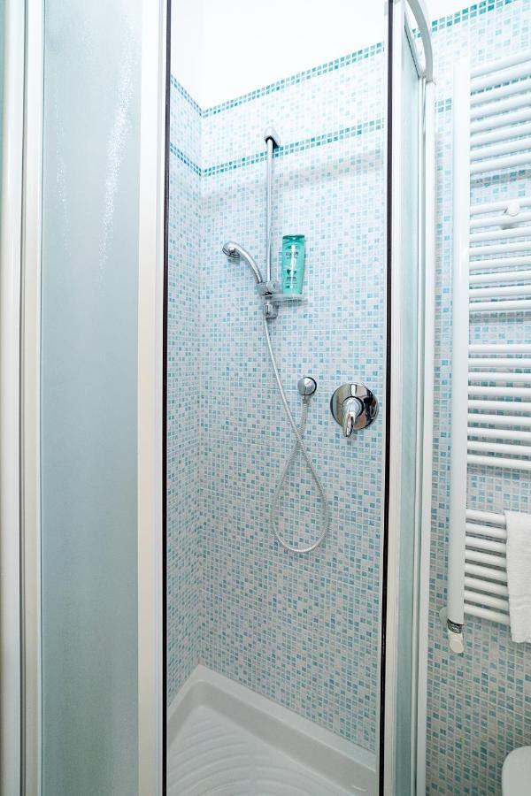 Apartments Blue View - Residence Casetto Bardolino - Regarda Travel エクステリア 写真
