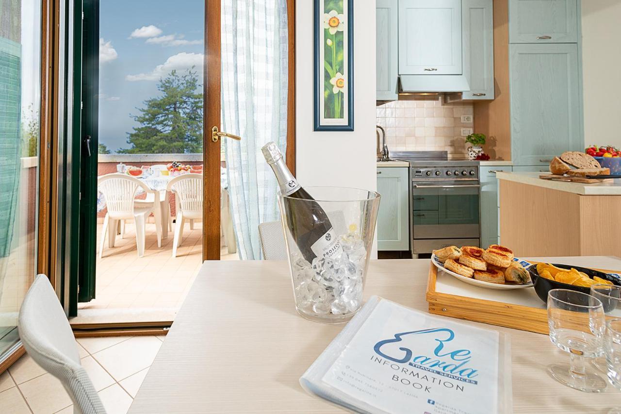 Apartments Blue View - Residence Casetto Bardolino - Regarda Travel エクステリア 写真
