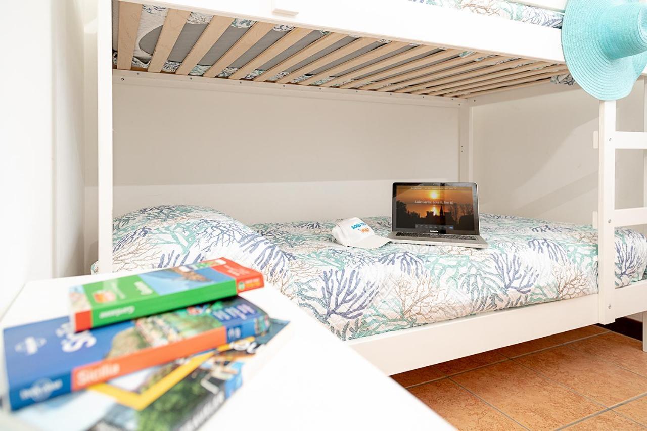 Apartments Blue View - Residence Casetto Bardolino - Regarda Travel エクステリア 写真