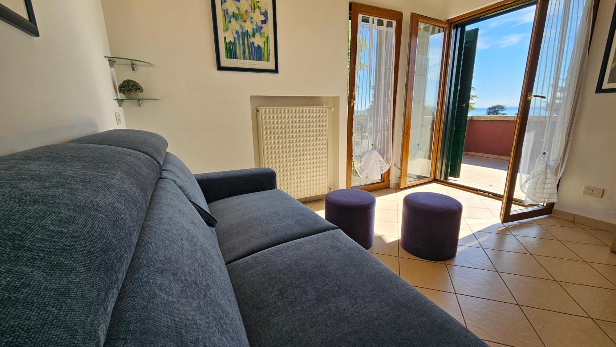 Apartments Blue View - Residence Casetto Bardolino - Regarda Travel エクステリア 写真
